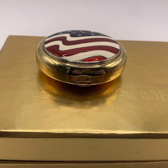 2000s Vintage Estee Lauder 'America The Beautiful' Collectible Powder Compact - Picture 2 of 9